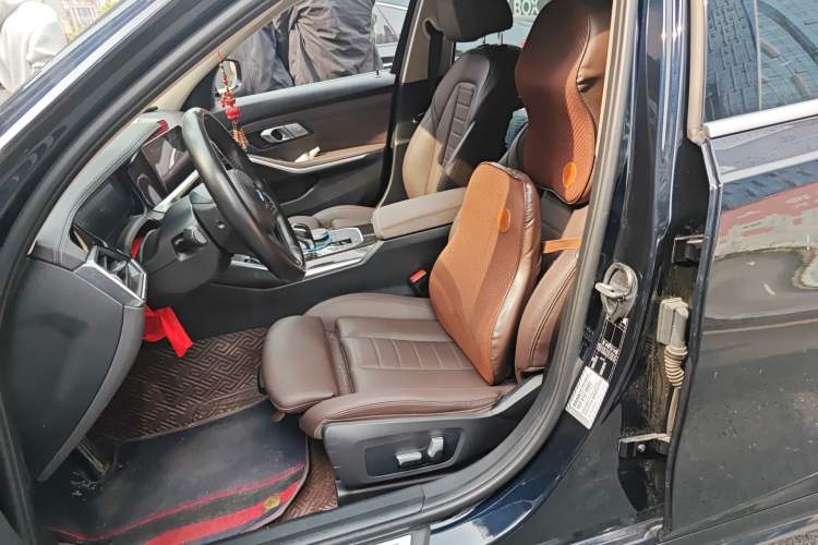 Used BMW 3 Series 2021 Second Facelift 325Li M Sport Package
