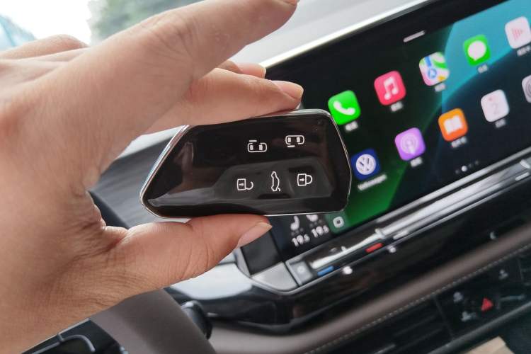 Used Volkswagen Viloran 2024 380TSI Premium Edition
