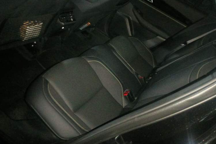 Used Lynk & Co 03 2023 1.5TD DCT JingPro Left Rear Seat