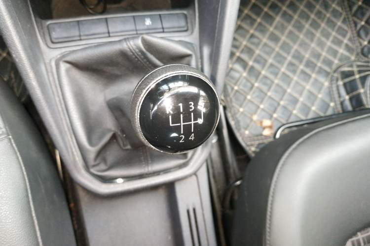 Used Volkswagen Jetta 2019 Dream Edition 1.4L Manual Comfort Version