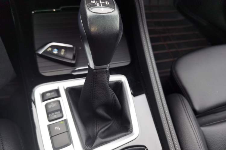 Used BMW 1 Series 2018 Facelifted 118i Sport Edition Gear Lever
