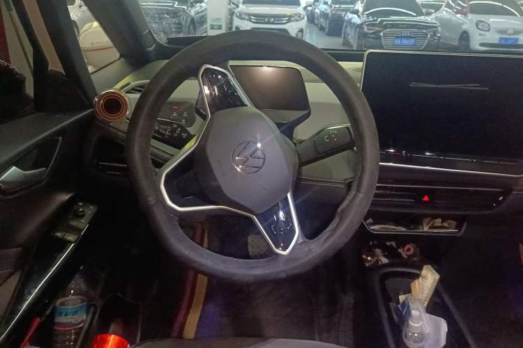 Used Volkswagen ID.3 2025 Smart Version Pure & Intelligent Enjoyment Edition Steering Wheel