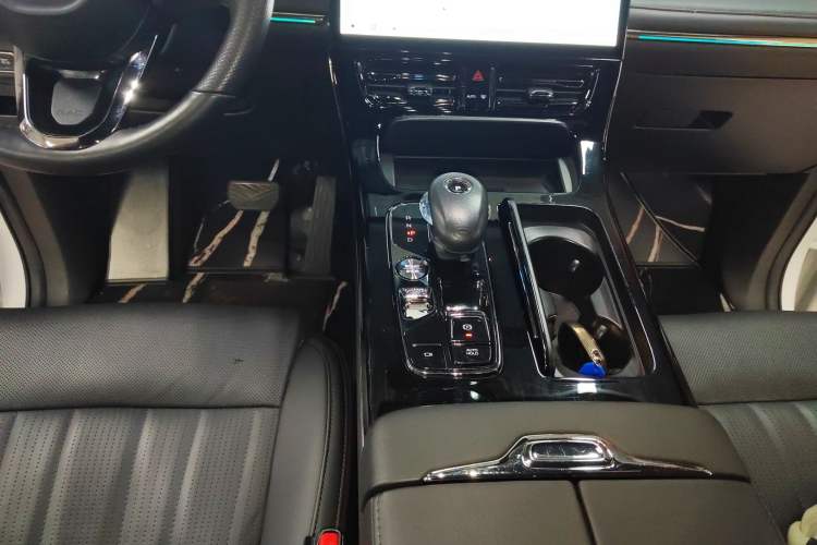 Used GAC Trumpchi M8 2023 Zongshi Series Dual-Motor Supreme Edition