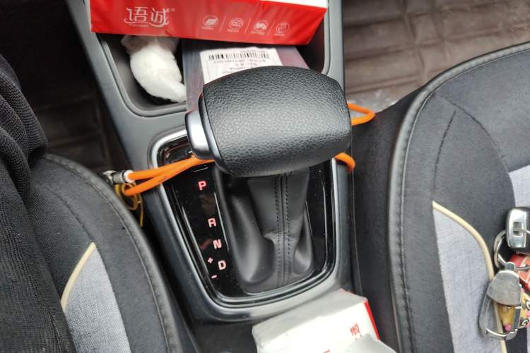 Used Kia KX Cross 2017 1.4L AT GLS
