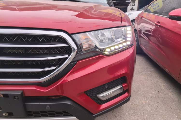 Used Haval H6 Coupe 2015 Blue-Label Facelift 2.0T Manual Two-Wheel Drive Urban Version