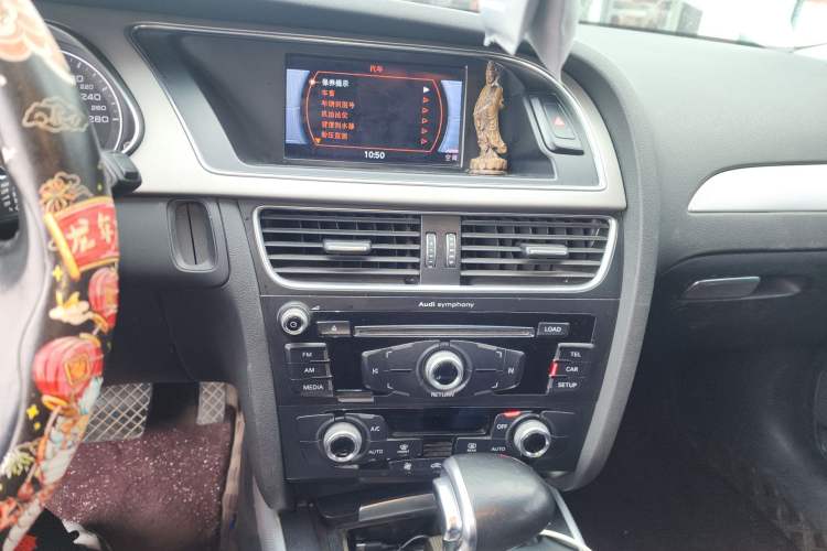 Used Audi A4L 2016 35 TFSI Collector's Edition Automatic Standard Model
