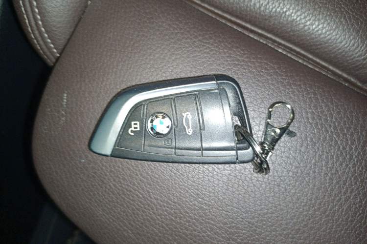 Used BMW X1 2016 sDrive18Li Luxury Model
