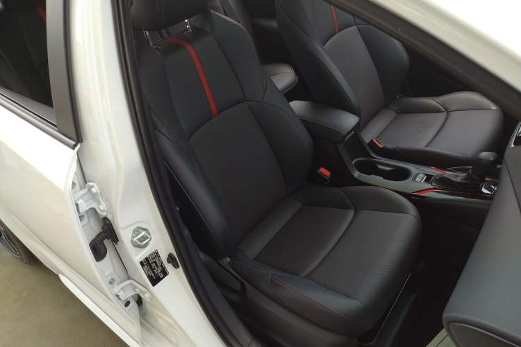 Used Toyota Levin 2022 185T CVT Sport Edition
