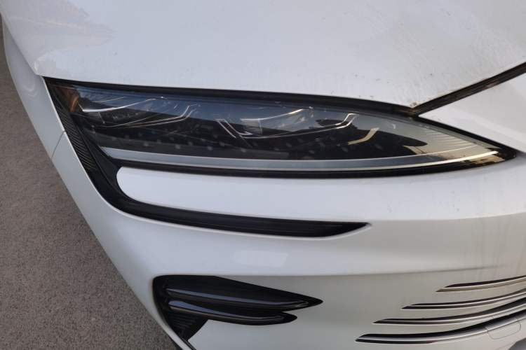 Used BYD Song PLUS New Energy 2023 Champion Edition DM-i 110KM Flagship Model
