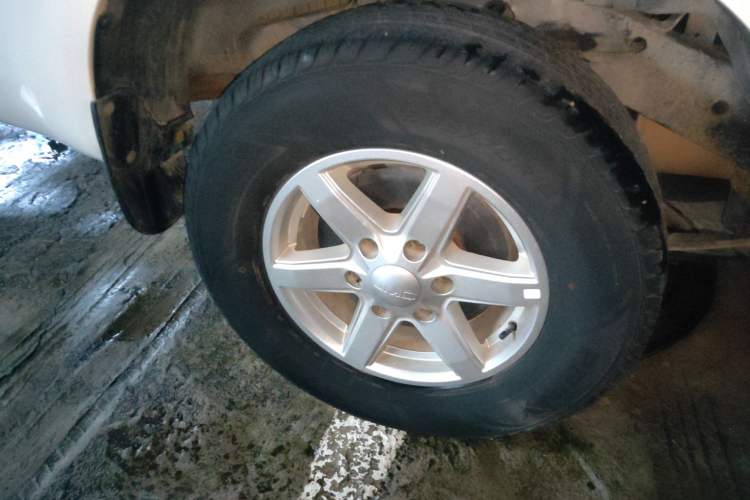 Used JMC Baodian 2020 2.5T Diesel 4x4 Comfort Edition Standard Wheelbase JX4D25A6L
