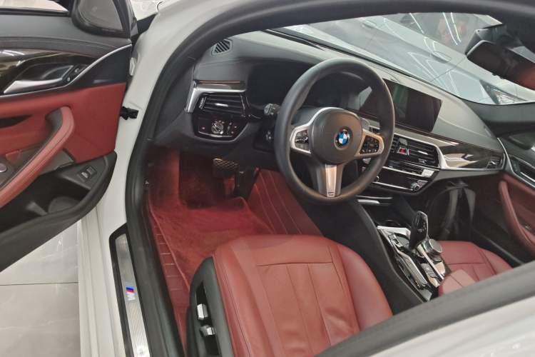 Used BMW 5 Series 2020 530Li Luxury Edition M Sport Package