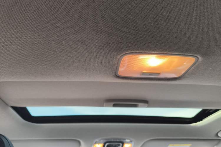 Used Hyundai Elantra 2021 1.5L CVT LUX Prestige Edition Headliner