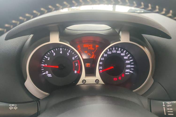 Used Infiniti ESQ 2014 1.6L Spontaneous Edition Instrument Cluster