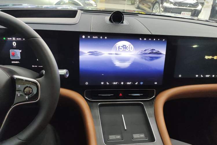 Used Hima AITO M9 2024 Range-Extended Ultra Version 42 kWh 6-Seater Model
