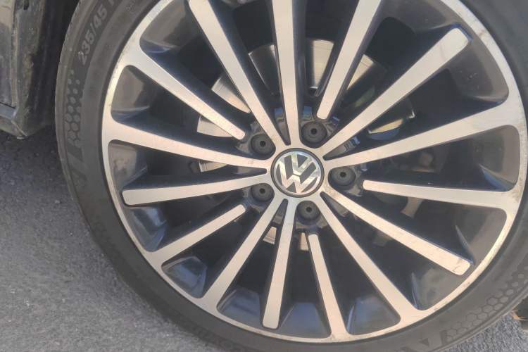 Used Volkswagen Passat 2014 1.8TSI DSG Prestige Navigation Edition