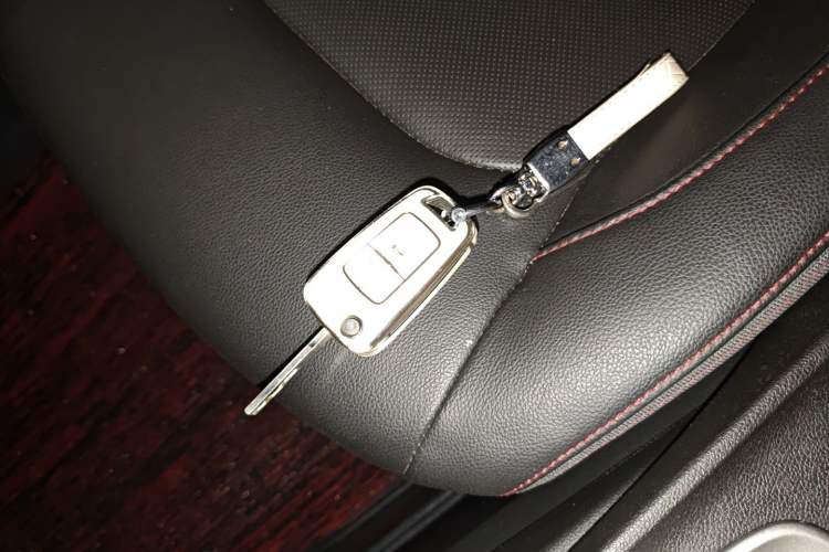 Used Chevrolet Monza 2019 Redline 320T Dual-Clutch Sporty Version China VI Standard