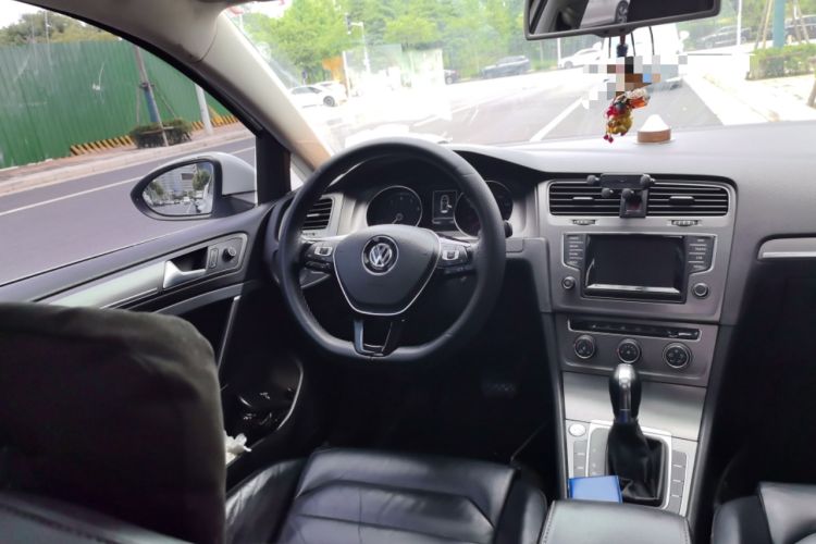 Used Volkswagen Golf 2014 1.4TSI Automatic Luxury Model