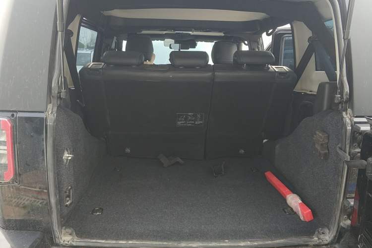 Used BAIC Off-Road BJ40 2023 2.0T Automatic Four-Wheel Drive Urban Hunter Edition Chivalrous Type Trunk