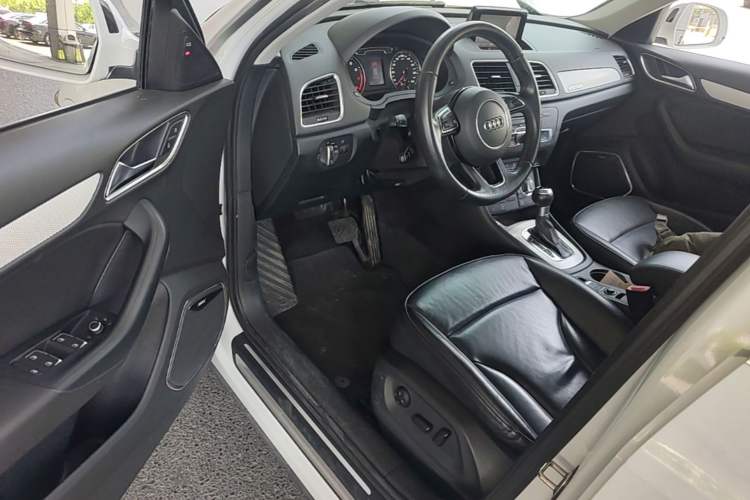 Used Audi Q3 2013 40 TFSI quattro Luxury Model
