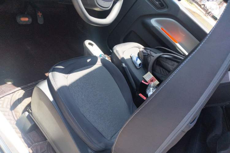 Used Wuling Hongguang MINIEV 2022 Macaron Fashion Edition Lithium-Nickel-Cobalt-Alpha-oxide Left Front Seat