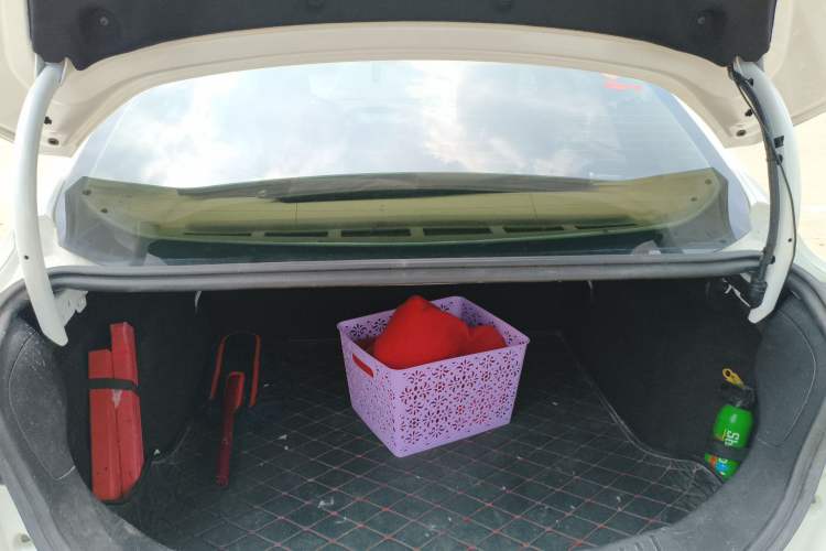 Used Ford Focus 2015 Sedan 1.6L Automatic Comfort Model Trunk