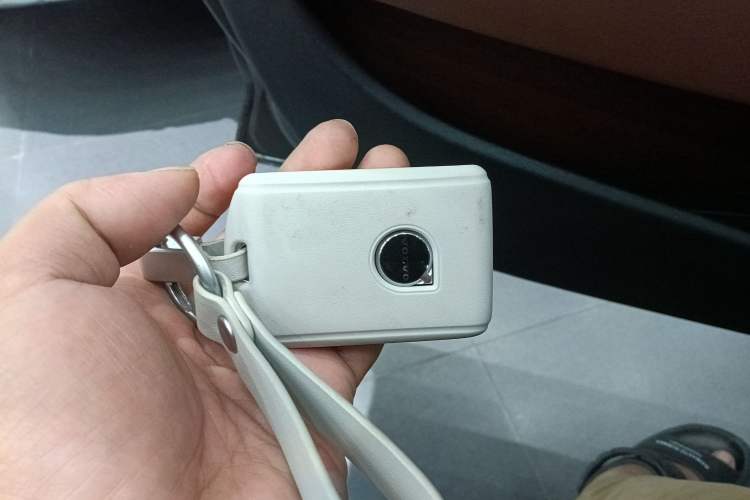 Used Volvo V90 2024 Cross Country B5 AWD Smart Range Edition
