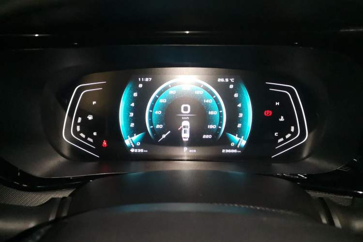 Used CHANGAN OSHAN X5 2021 1.5T DCT Prestige Edition Instrument Cluster