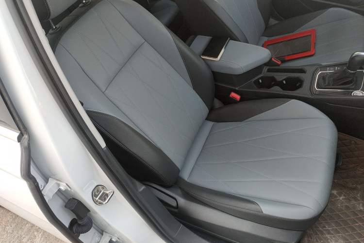 Used Volkswagen Lavida 2023 Revised Version 1.5L Automatic 5 Millionth Edition Right Front Seat