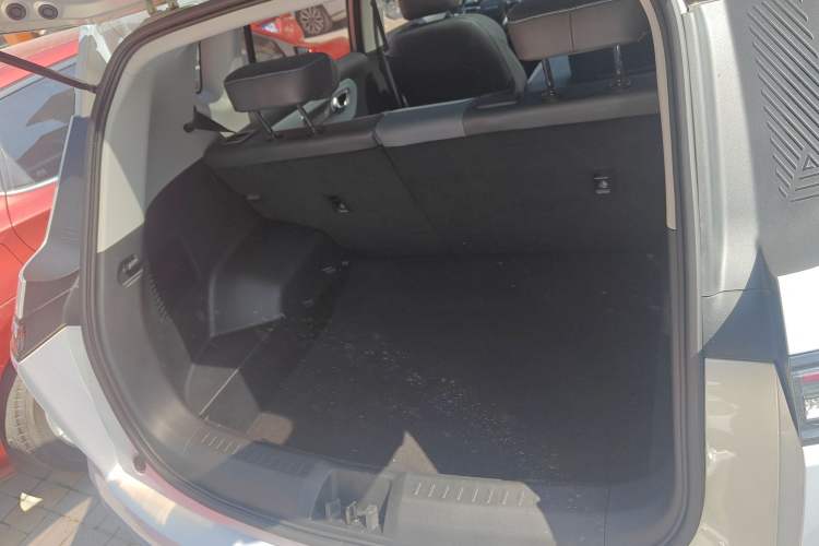 Used AION Y 2023 Younger Star Edition