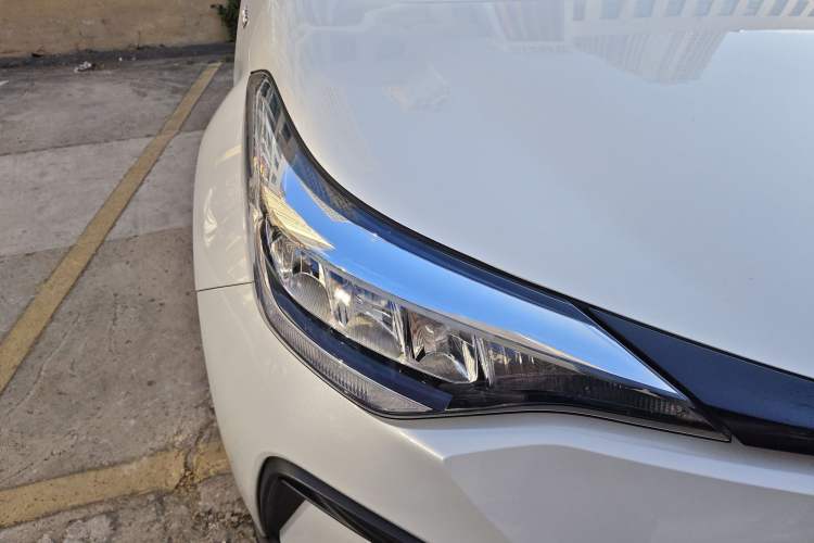 Used Toyota IZOA 2023 Dual-Motor 2.0L Yixiang Edition