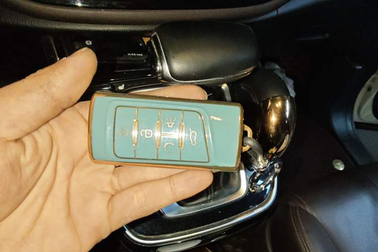 Used GAC Trumpchi M6 2019 270T Automatic Luxury Edition (7-seater) China V Standard
