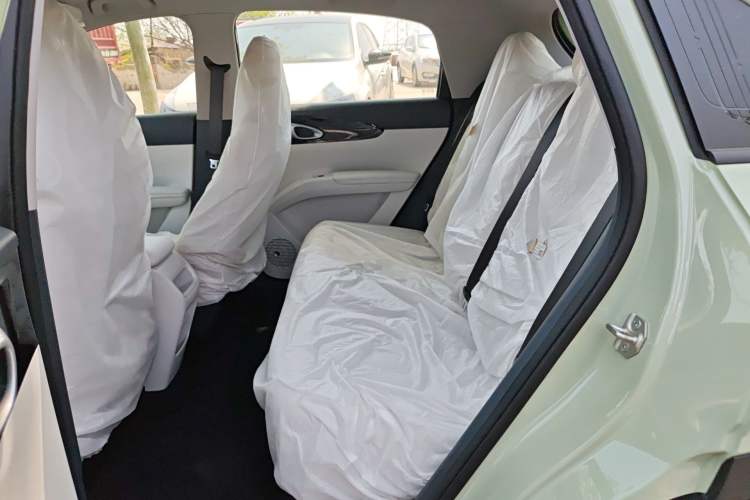 Used Geely Galaxy Geome 2026 Model 410km Freedom Edition Left Rear Seat