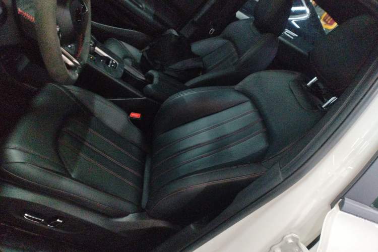 Used GAC Trumpchi EMPOW 2023 270T DCT J11 Version Left Front Seat