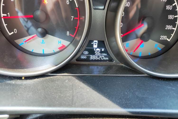 Used Geely Auto GX7 2015 Classic Edition 1.8L Manual Elite Model China V Standard