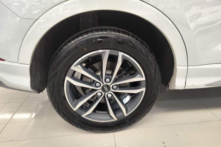 Used Audi Q3 2021 35 TFSI Progressive Dynamic Edition