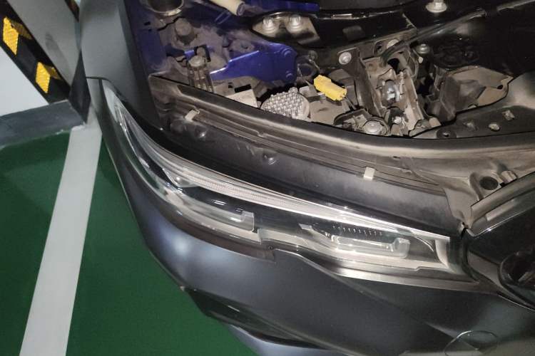 Used BMW 3 Series 2021 Restyled 325Li M Sport Package Exterior 6