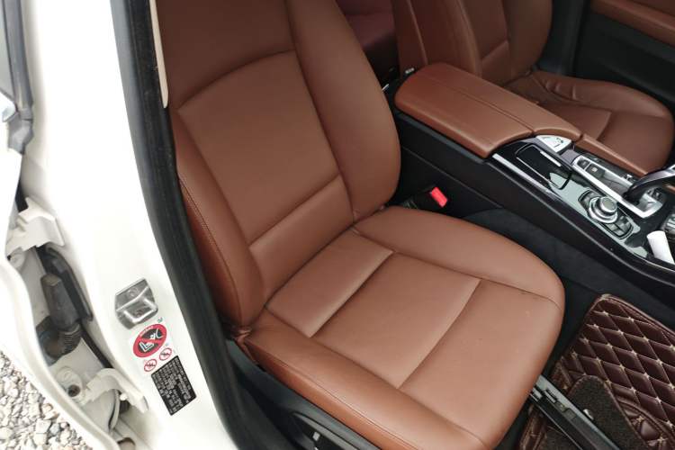 Used BMW 5 Series 2015 520i Elegant Edition