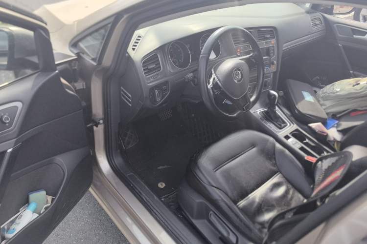 Used Volkswagen Golf 2015 1.4TSI Automatic Comfort Model