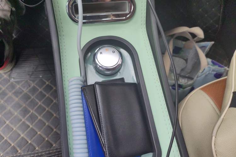 Used CHANGAN NEVO Lumin 2023 301km Honey Dew Edition
