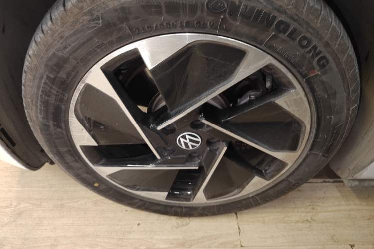 Used Volkswagen ID.3 2024 Outstanding Edition Exterior 4