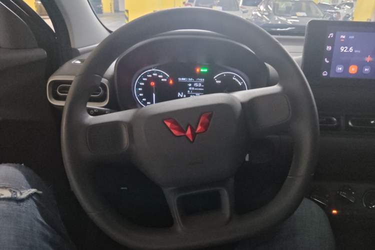 Used Wuling Hongguang New Energy 2024 All-Electric Model 300KM Standard Version
