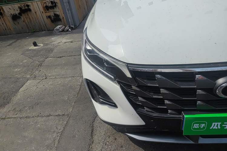 Used GAC Trumpchi GS4 2022 270T Automatic Smart Drive Technology Edition (Upgraded Version) Right Front Headlight