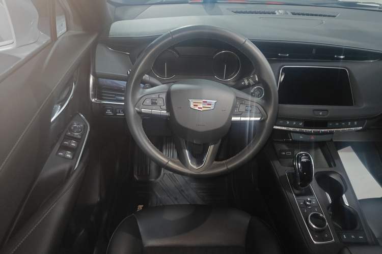 Used Cadillac XT4 2022 28T Two-Wheel Drive Fashion Edition
