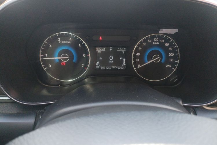 Used Dongfeng Fengon 580 2017 1.5T CVT Smart Connectivity Model