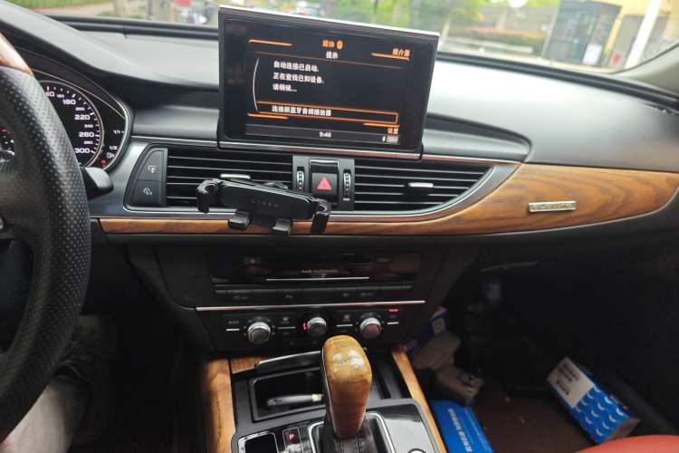 Used Audi A6L 2016 TFSI Technology Edition Audio And AC Panel