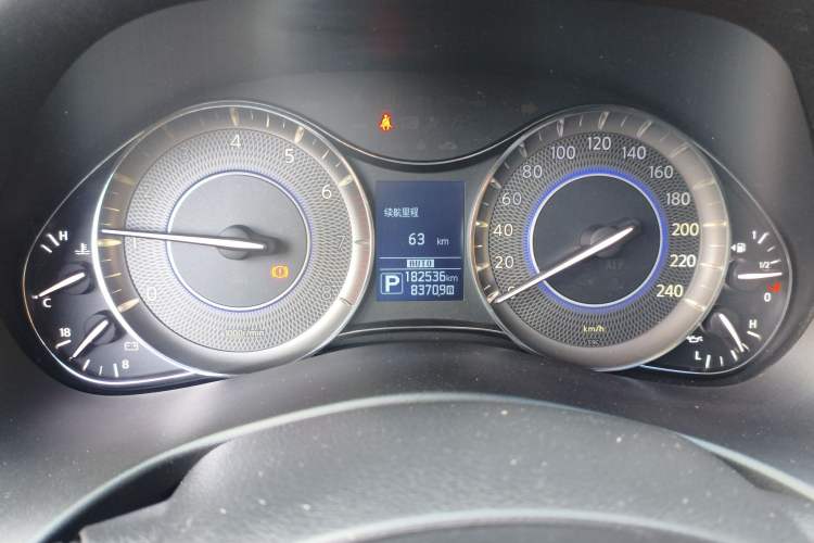 Used Infiniti QX80 2016 5.6L 4WD
