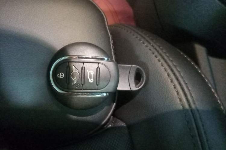 Used MINI 2023 Updated 1.5T COOPER Artist
