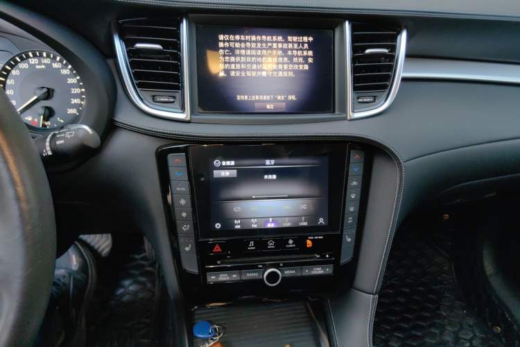 Used Infiniti QX50 2020 Revised Version 2.0T Two-Wheel Drive Fashion Edition
