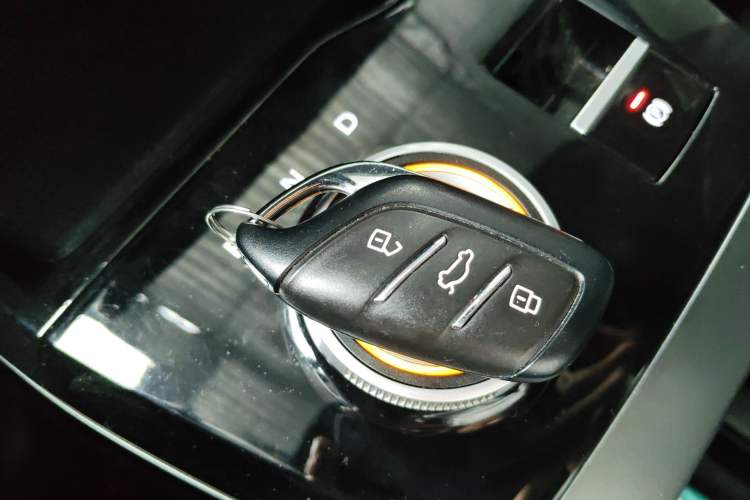 Used MG 4 EV 2023 415 km Range Sea-Faring Champion Edition Interior 1