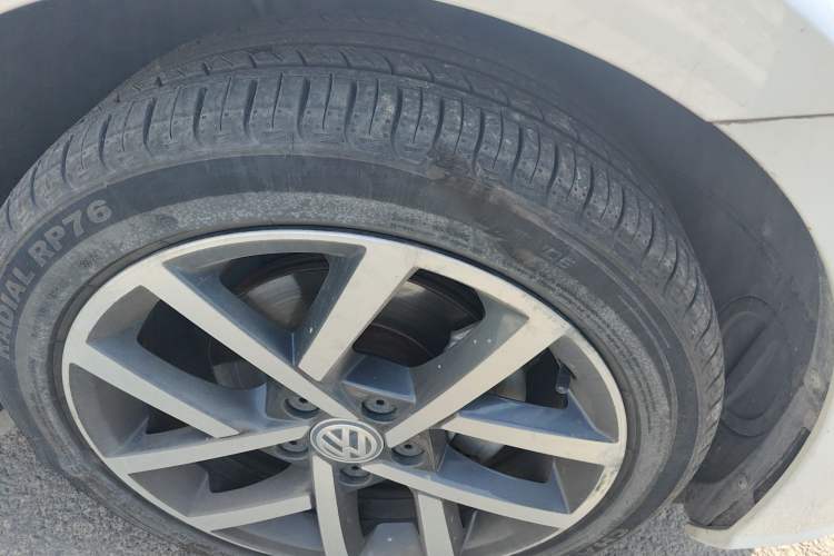 Used Volkswagen Golf 2018 230TSI Automatic Luxury Version
